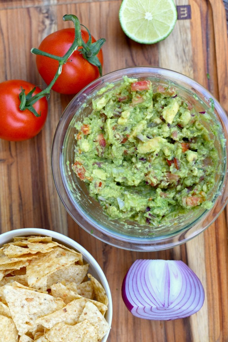 The Best Simple Guacamole